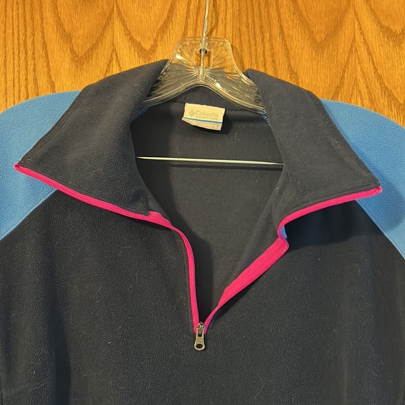 Columbia Size Large Quarter Zip Pullover - Picture 2 of 5